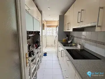 4 bedroom Apartment for Sale in The Golden Mile-25147