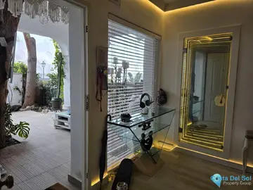 3 bedroom House for Sale in Hacienda Las Chapas-100900