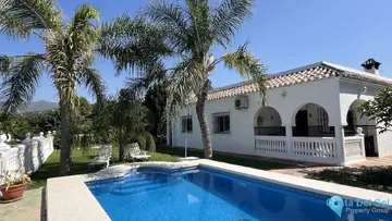 3 bedroom House for Sale in Estepona-25566