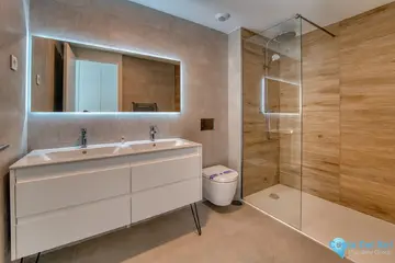 3 bedroom Apartment for Sale in Torremolinos-25616