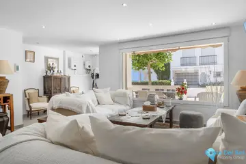 3 bedroom House for Sale in La Cala de Mijas-25710