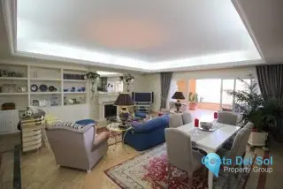 4 bedroom Apartment for Sale in Marbella-25920