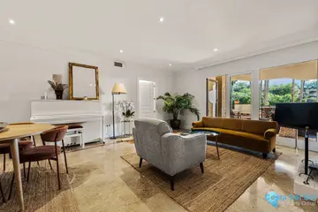 3 bedroom Apartment for Sale in The Golden Mile-26186