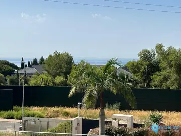 1165m2 Plot for Sale in The Golden Mile-26175