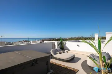 2 bedroom Apartment for Sale in Fuengirola-26269