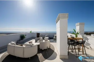 2 bedroom Apartment for Sale in Fuengirola-26285