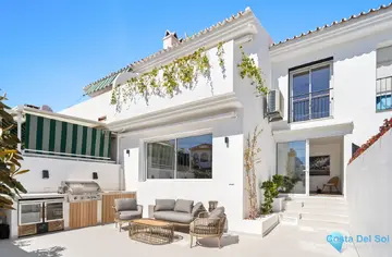 4 bedroom House for Sale in San Pedro de Alcántara