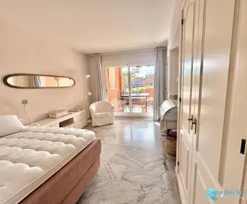 4 bedroom Apartment for Sale in Guadalmina Baja-26571