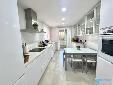 4 bedroom Apartment for Sale in Guadalmina Baja-26569