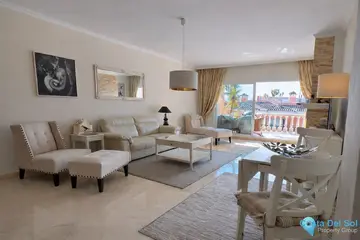 2 bedroom Apartment for Sale in New Golden Mile-100943