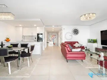 3 bedroom Apartment for Sale in Marbella-26809