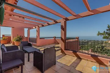 3 bedroom Apartment for Sale in Calahonda
