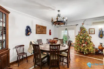 7 bedroom House for Sale in Estepona-26944