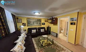 4 bedroom House for Sale in Altos de los Monteros-246