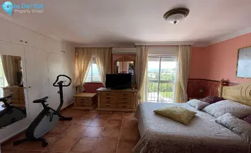 4 bedroom House for Sale in Altos de los Monteros-250