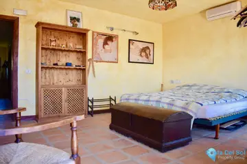 4 bedroom House for Sale in La Cala de Mijas-27240