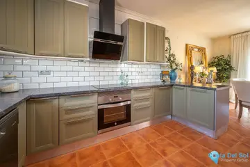 3 bedroom House for Sale in Coín-100976