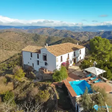 8 bedroom House for Sale in Montes de Málaga