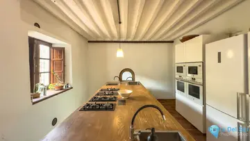 8 bedroom House for Sale in Montes de Málaga-27383