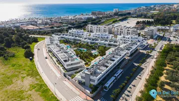 4 bedroom House for Sale in La Cala de Mijas-27407