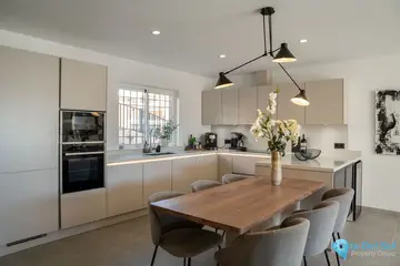 4 bedroom House for Sale in Nueva Andalucía-27420