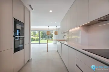 4 bedroom House for Sale in San Pedro de Alcántara-27453