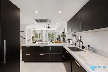 4 bedroom House for Sale in Nueva Andalucía-27484