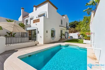 4 bedroom House for Sale in Marbella