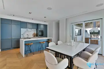 4 bedroom House for Sale in Marbella-27521
