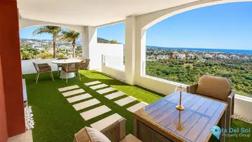 4 bedroom House for Sale in Benahavís