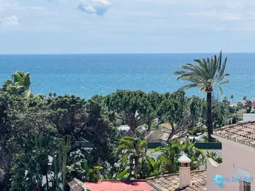 4 bedroom House for Sale in Elviria-27653