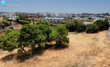 1112m2 Plot for Sale in Selwo-253