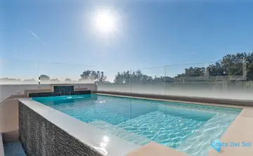 6 bedroom House for Sale in Marbella-28075