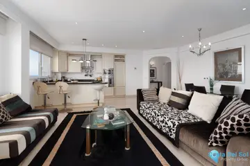 2 bedroom Apartment for Sale in Fuengirola-28140