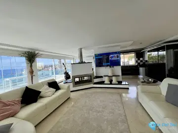 5 bedroom House for Sale in El Chaparral-28184