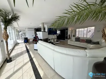 5 bedroom House for Sale in El Chaparral-28186