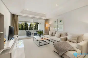 2 bedroom Apartment for Sale in Marbella-28234