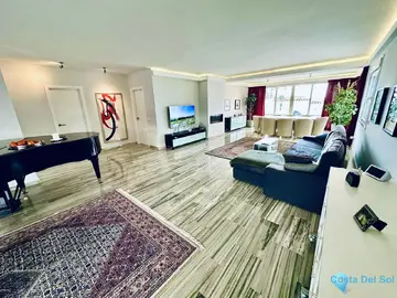 3 bedroom House for Sale in San Pedro de Alcántara-28270
