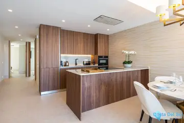 2 bedroom Apartment for Sale in Puerto Banús-28345