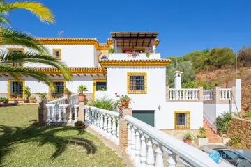 4 bedroom House for Sale in Elviria