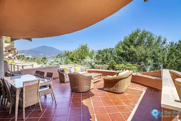 4 bedroom Apartment for Sale in Nueva Andalucía-28472