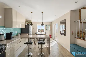3 bedroom House for Sale in The Golden Mile-28496