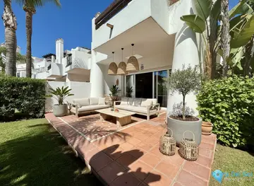 3 bedroom House for Sale in Costalita-28576