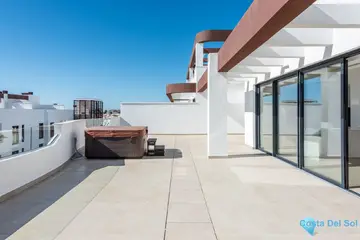 4 bedroom Apartment for Sale in Estepona-28642