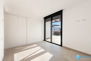 4 bedroom Apartment for Sale in Estepona-28651