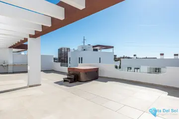 4 bedroom Apartment for Sale in Estepona-28644