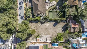 1356m2 Plot for Sale in Nueva Andalucía-28654
