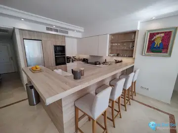 3 bedroom Apartment for Sale in Puerto Banús-28692