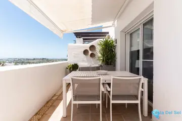 3 bedroom Apartment for Sale in Nueva Andalucía-28744