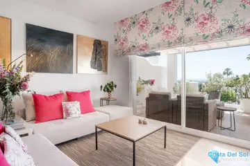3 bedroom Apartment for Sale in Nueva Andalucía-28746